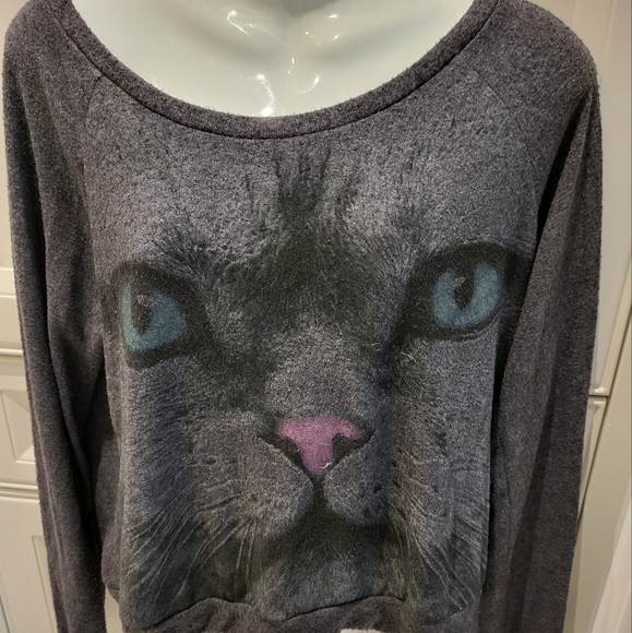 Sweat - Picture 1 of 3